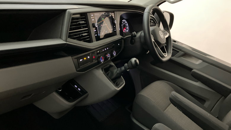 Volkswagen Transporter T32 Lwb Diesel 2.0 TDI 150 Highline Kombi Van